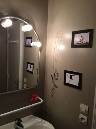 Location Studio Centre Ville, Animaux de Compagnie Acceptés Отели рядом с достопримечательностью «Camping Capfun Joncal»