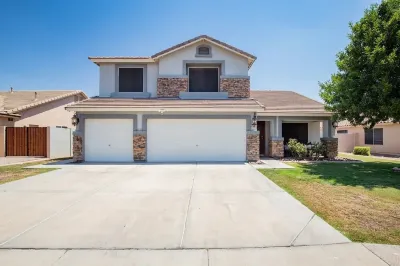 Paulies Palace # 2 セイフウェイ周辺のホテル