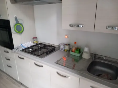 Zona residenziale lontano dalla "pazza folla" però vicino al mare ed al centro