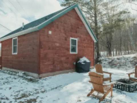 Mountainscape: Peaceful and Skiing Getaway. Pet-Friendly Hotels in Roxbury