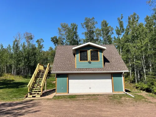 Private Home on 10 Acres of Wilderness. 15 min to Lutsen. Dog Friendly. Hotels in West Cook