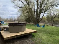 NEW Boardman River House with a Hot Tub
