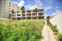 Beachfront. Sept. Just opened due to cancellation.