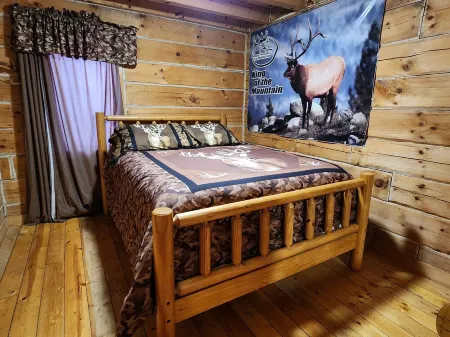 Larsen Hunters Rustic Cabin