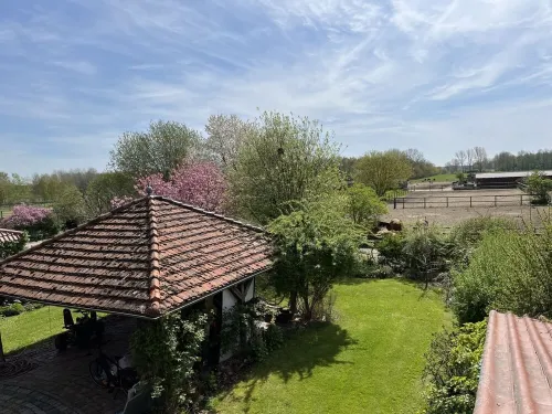 Neue Wohnung im Spargeldorf Schäpe mit Großem Südwest Sonnenbalkon Hotels in Beelitz