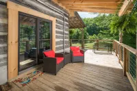 Creekside Cabin, located just minutes from Blowing Rock!