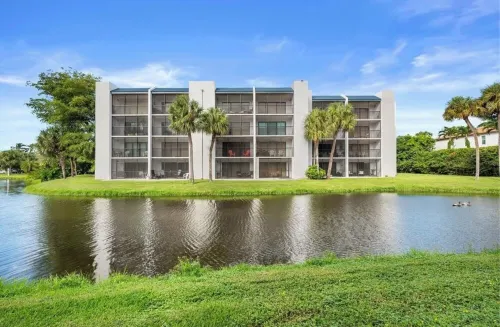 60% Monthly Discount January Jupiter Beach Getaway 2