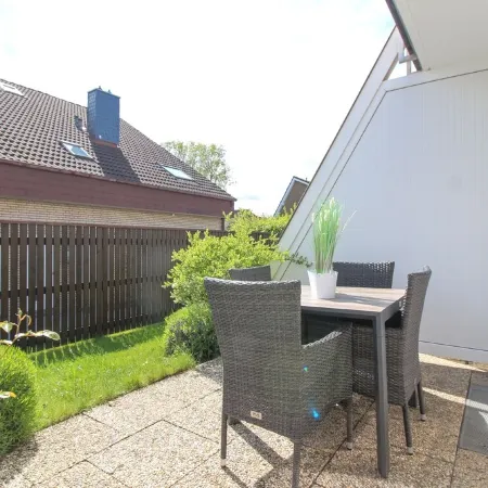 Ferienhaus Dünentraum II: Helles Reihenhaus für 4 Personen + Baby