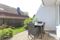 Ferienhaus Dünentraum II: Helles Reihenhaus für 4 Personen + Baby