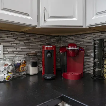 Quiet Downtown House: Private Yard w/Hot Tub; Great Location; Family Hideout