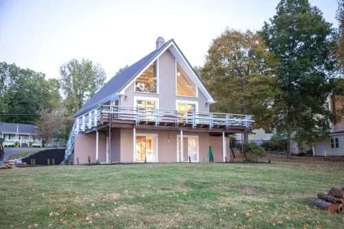 Rockcastle Lakeside Retreat Hotels in Trigg County