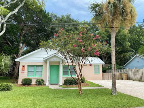 ⚡2 Blocks from Tybee Pier & Pavilion ⚡