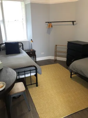 City Apartment - No.2 May Court Hotel di 