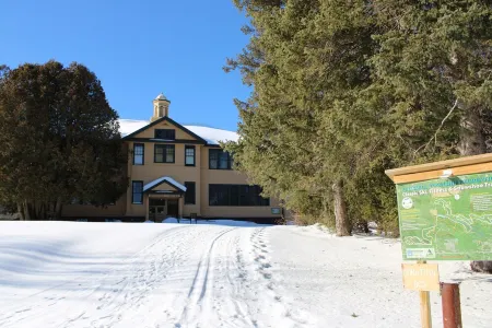 Explore the Keweenaw! Only 6 Miles to MTU!