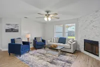 Recently Renovated Bright and Comfy 3BR 2BA, centrally located in West Mckinney