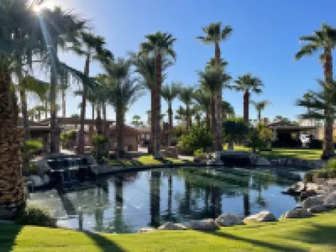 Cozy Casita in Enjoyable Coachella with AC, Fitness Room, WiFi, Peacefulness… コーチェラのホテル