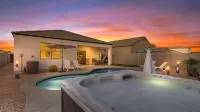East Valley Peaceful Oasis w/PRIVATE Pool that is HEATED at no extra cost Hotels in Pinal County