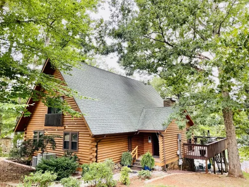 New Listing! Lakefront Cabin | Lake Norman | Sleeps 10 | Large Deck | Kayaks!