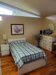 Home 5-7 minutes from Sea-Tac airport, - Homestays