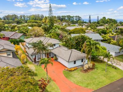 Luxury Princeville Retreat, Private Pool & Spa, 4 Bedrooms & 4 Baths, Sleeps 10