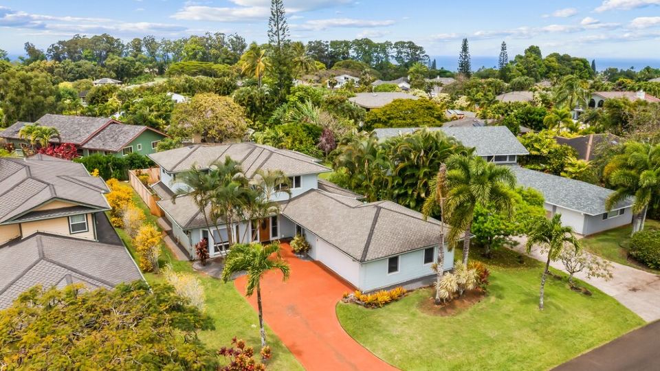Luxury Princeville Retreat, Private Pool & Spa, 4 Bedrooms & 4 Baths, Sleeps 10