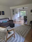 Fantastic 2-bedroom townhome, 2 blocks from Michigan Stadium!