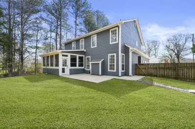 Luxury Home - ATL - No Cleaning Fee! Hotels near سيكس فلاغز أوفر جورجيا