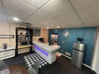 Luxury Guest Place: Very Close to Lake and Downtown