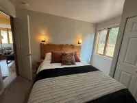 Clearwater Ranch Cabin. Peaceful & Private Mountain Cabin convenient off Hwy 200