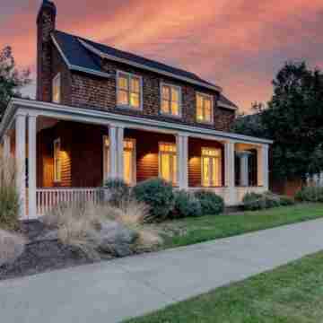 Downtown Pine Mountain Paradise Hotel Exterior