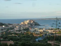 Appartement vue mer - 2 bedrooms /2 bathrooms - Parking - Magnificent sea and mountain views Hotels in Calvi