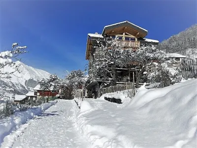 Appartement Chic Le Marmotton - Chalet Neuf - 4pers - Les 3 Vallées - Lit Cabane Hotels in der Nähe von Centre Sportif