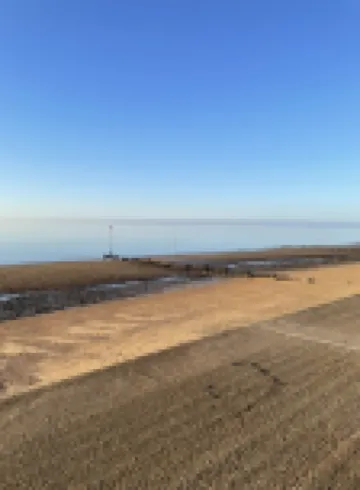 Beautiful and Spacious House Close to the Beach. Pet Free