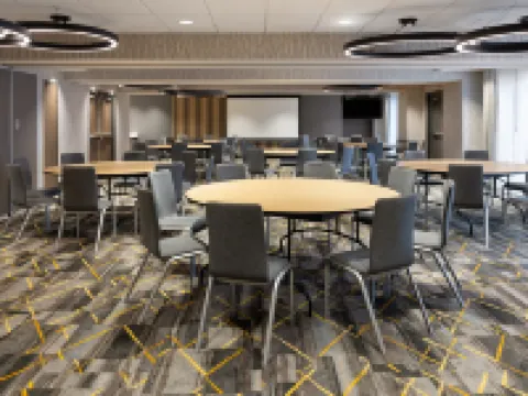 Holiday Inn & Suites RICHMOND - WEST END by IHG Hotels in Three Chopt