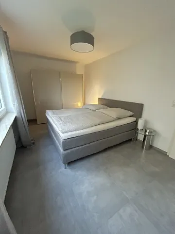 Neue Ferienwohnung, Sehr Modern, Ruhig Gelegen, Grosse Terrasse, Viel Komfort!