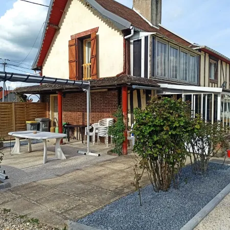 Vacation home for 10 people 1h15 from Paris
