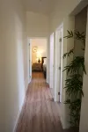 *NEW CONSTRUCTION* Sun Splashed 2b King bed w/pool by LAX, beaches, Disneyland. Hotel a Carson