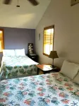 2 BR House Beach Haven Centrally located