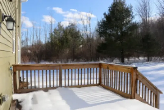 Mountain retreat/Hot Tub/Ski/Hike/Water Park/WIFI/Fire Pit