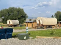 Klondike “Conestoga” Wagon at J&J Cabins