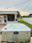 Riverside Oasis with Hot Tub!
