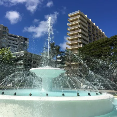 Impeccable Penthouse - Ocean & Diamondhead Views