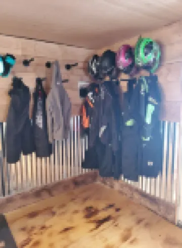 1-bedroom cabin in Redfield