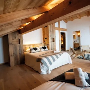 Chalet 10 people with hot tub, Petit-châtel area - Chatel Reservation