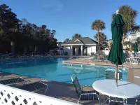 1st Floor 3 Br Condo with Free Wifi <Br>