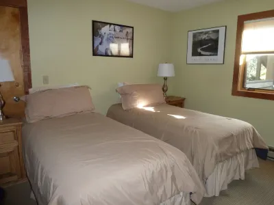 Beautifully Renovated 2 BR 2 Bath Light Filled JHMR View Condo