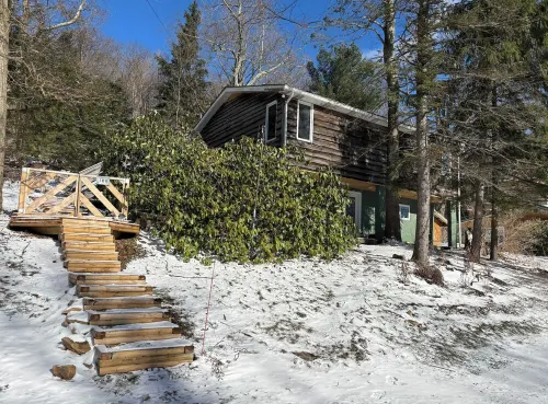 Relaxing 3 BR Seven Springs Mountain House