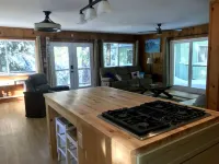 Murphy's cottage in Arnold