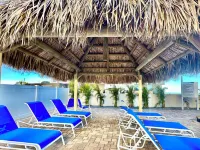 Beach Front 3/3 Located Between Clearwater and St. Pete.  Pool & Spa Are Open.