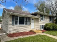 Elton Hills Park Quite 3-bedroom Spacious Home Hotels near Walmart Supercenter